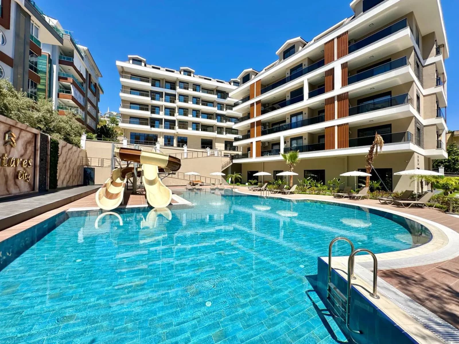 2+1 Apartment with Pool in Alanya Hasbahçe — photo 1