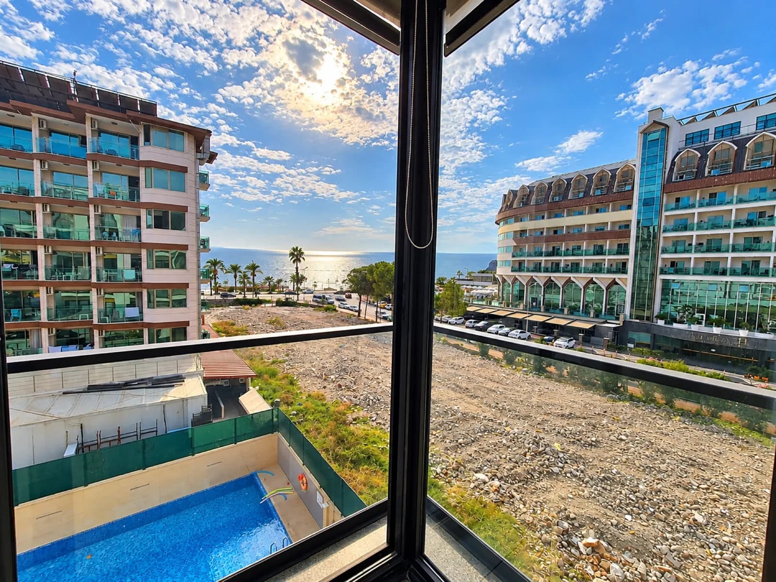 Sea View 2+1 Apartment in Alanya Obagöl — photo 1